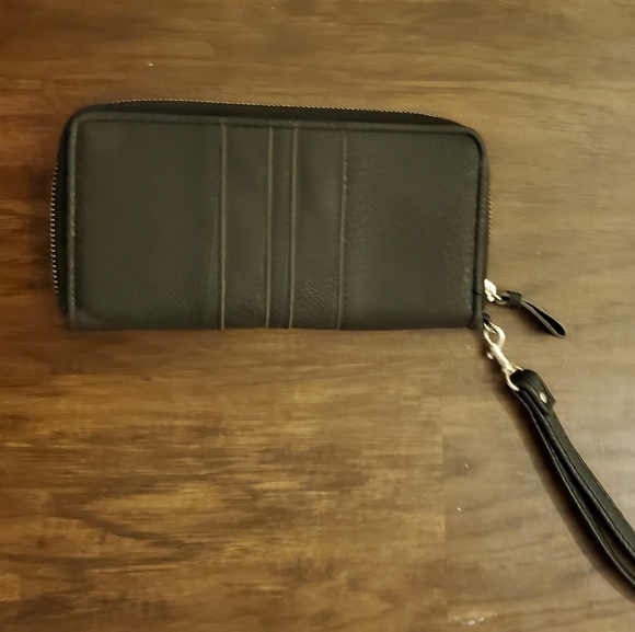 Black Wristlet - Picture 3 of 3